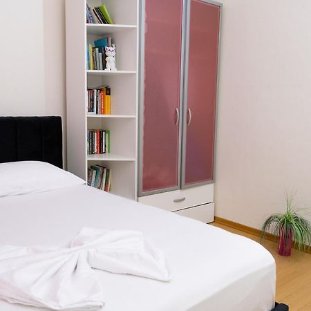 Albjona Guesthouse Tiranë Eksteriør bilde
