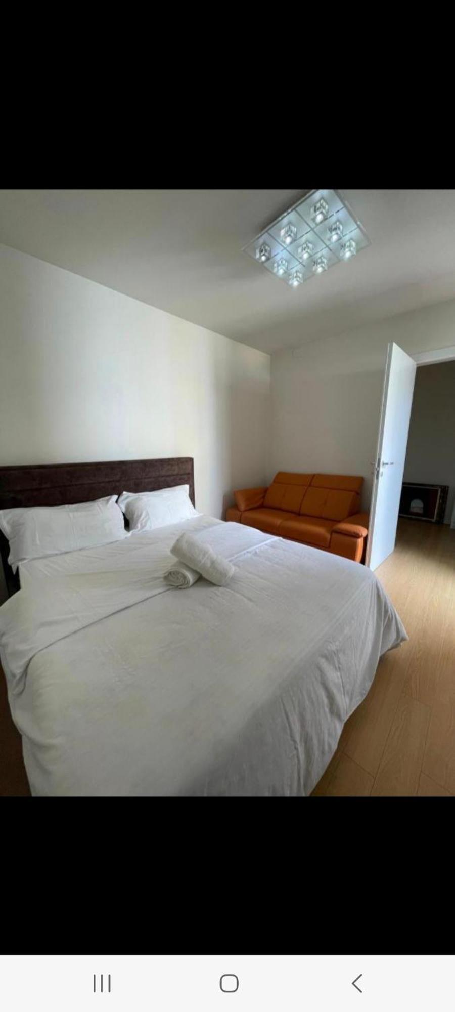 Albjona Guesthouse Tiranë Eksteriør bilde