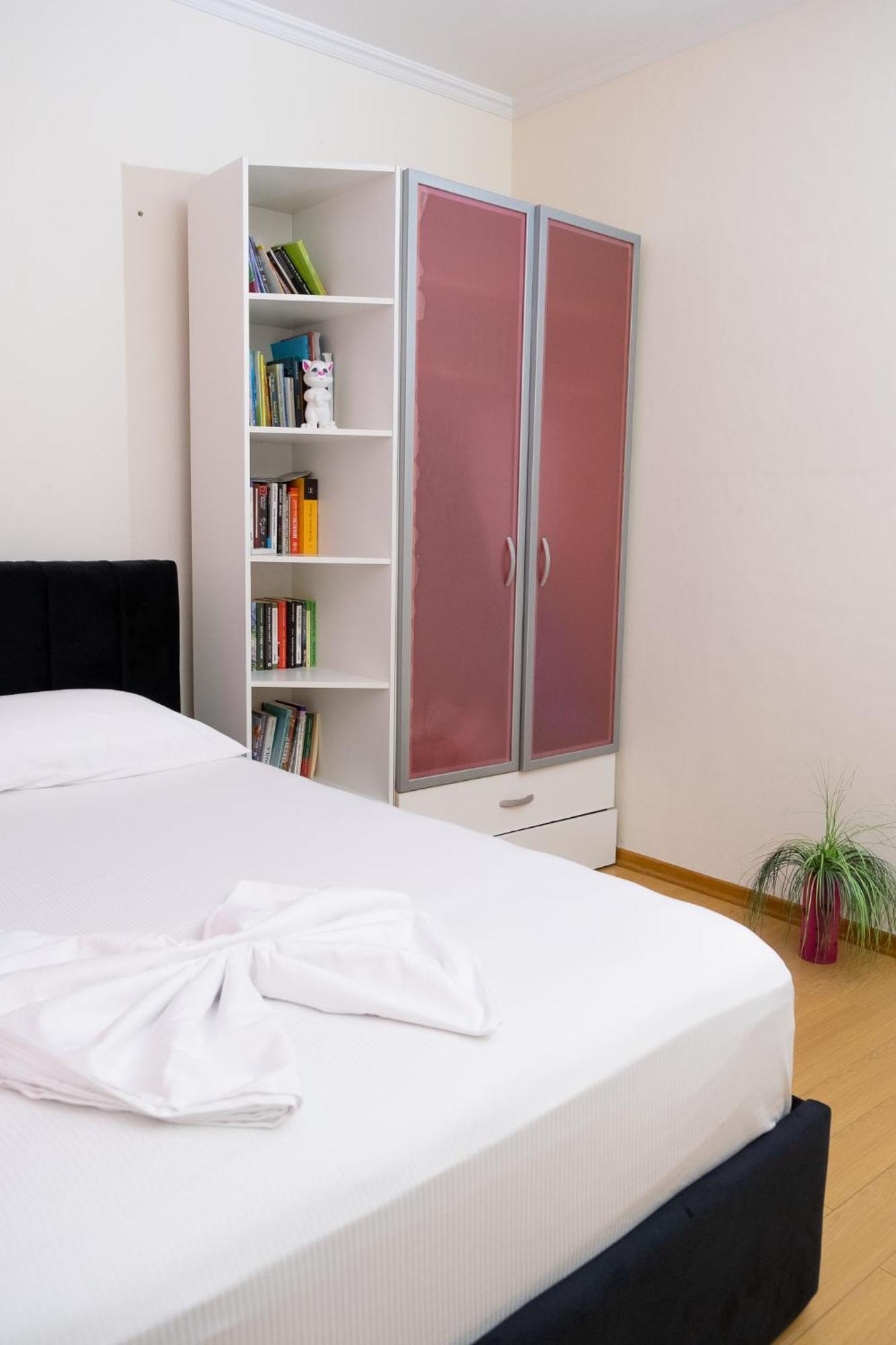 Albjona Guesthouse Tiranë Eksteriør bilde