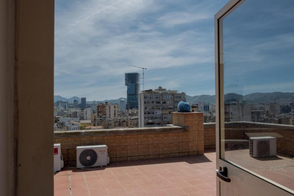 Albjona Guesthouse Tiranë Eksteriør bilde